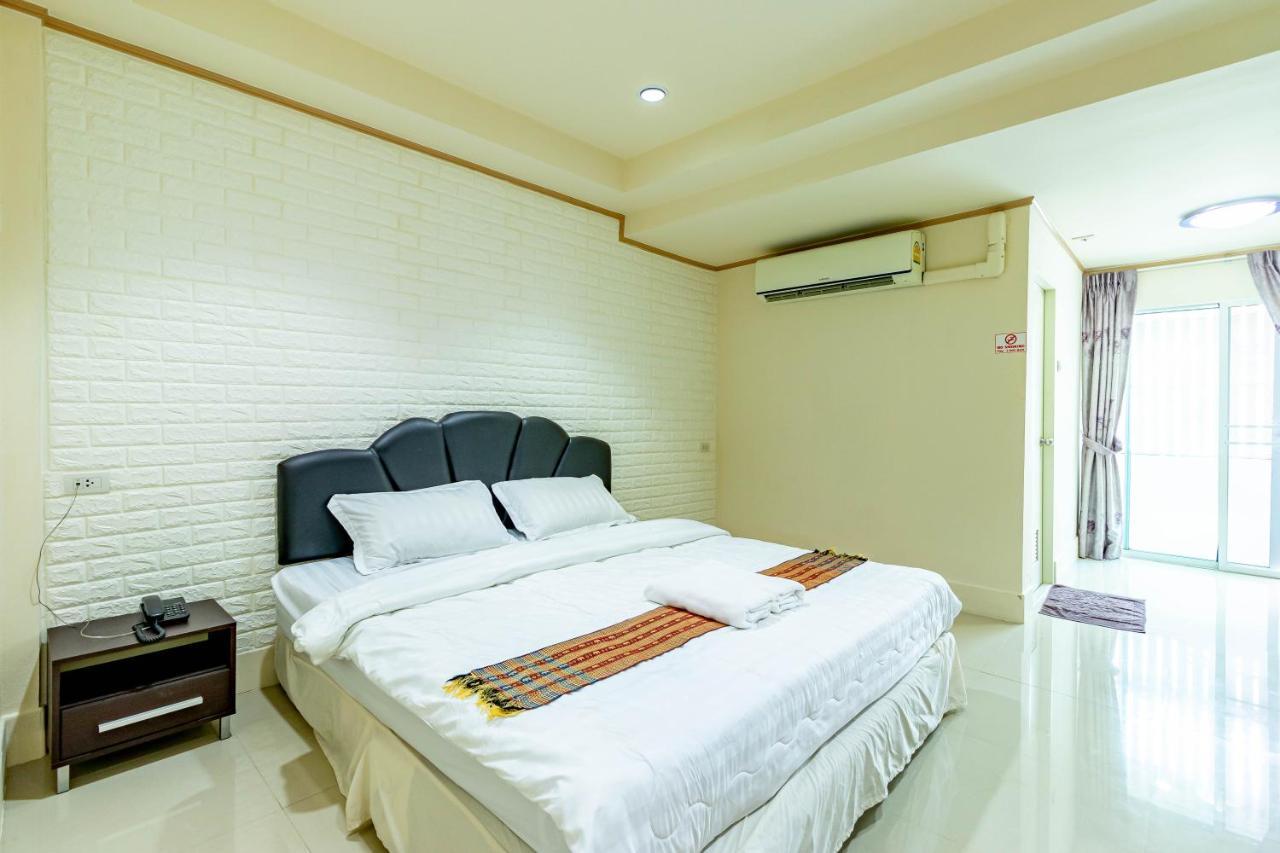 Ice Residence Hotel Bang Sao Thong Екстериор снимка