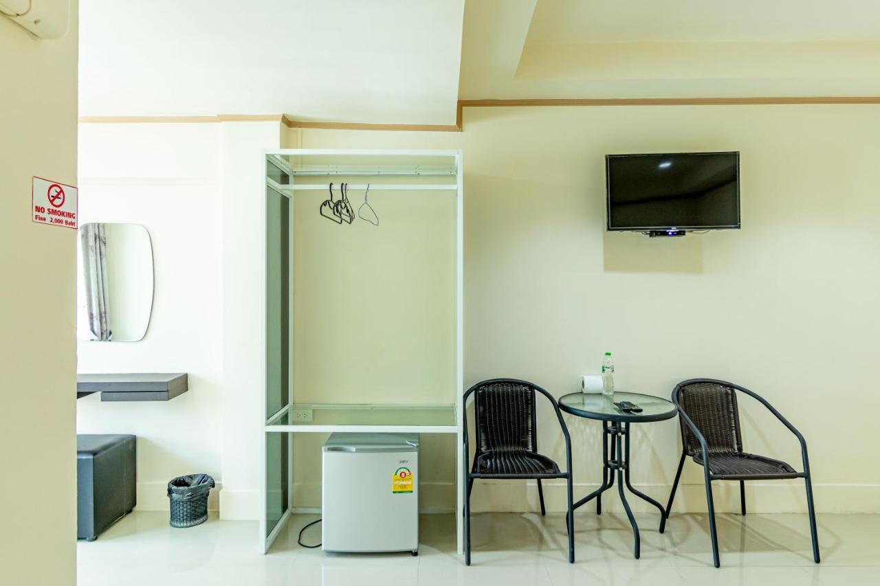 Ice Residence Hotel Bang Sao Thong Екстериор снимка