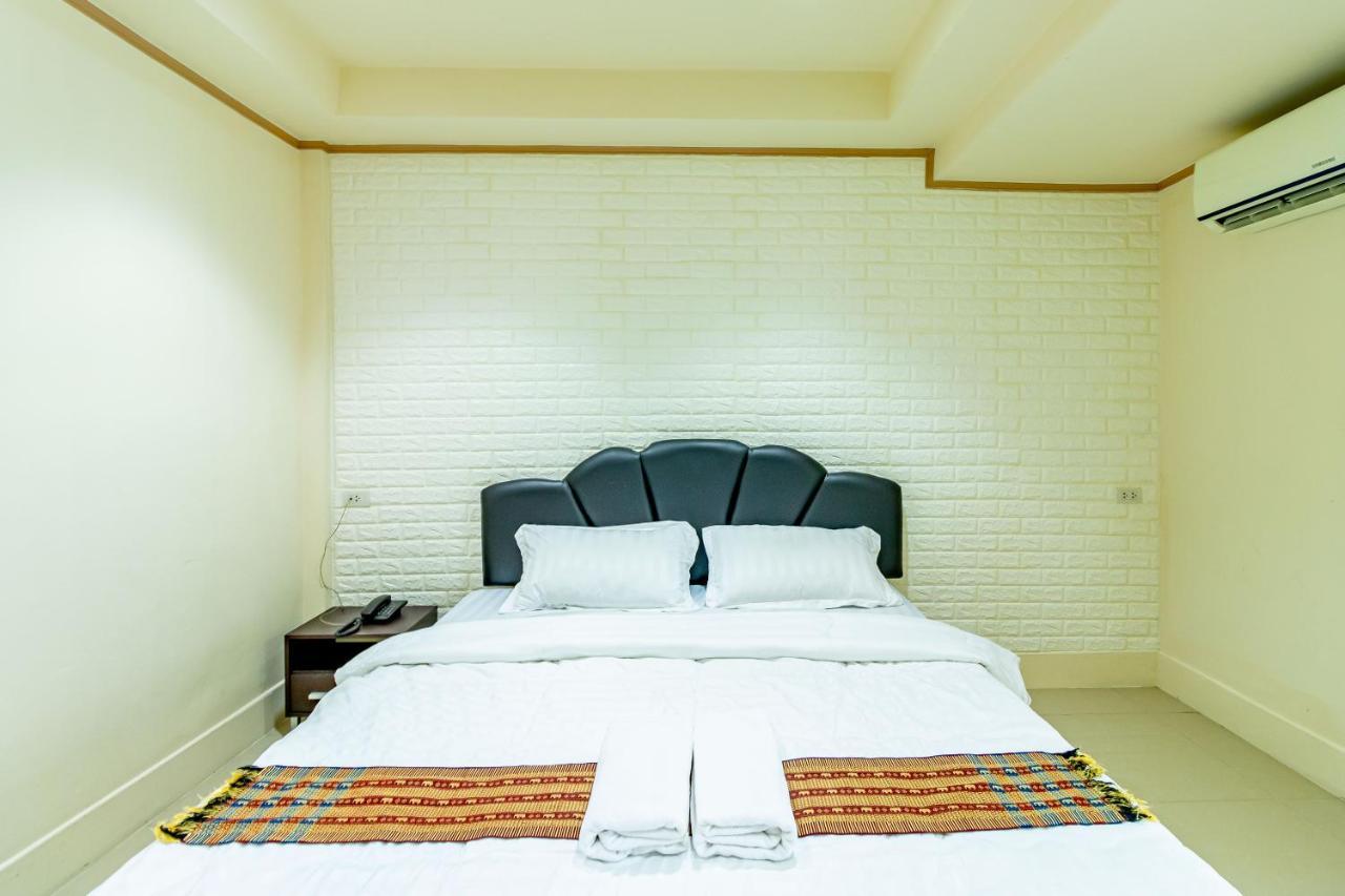 Ice Residence Hotel Bang Sao Thong Екстериор снимка